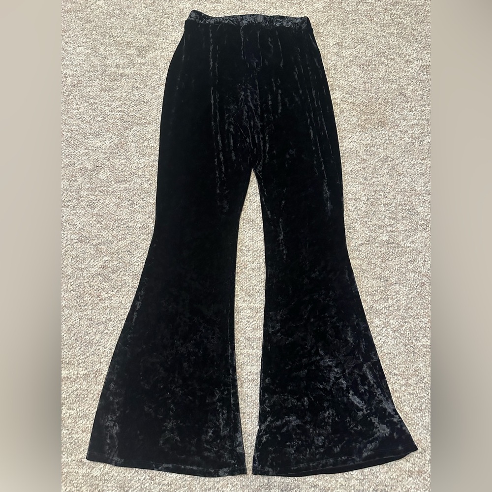 Willow & Root Velvet Flare Pant - Picture 6 of 7